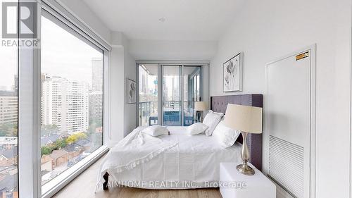 1816 - 1 Gloucester Street, Toronto, ON - Indoor Photo Showing Bedroom