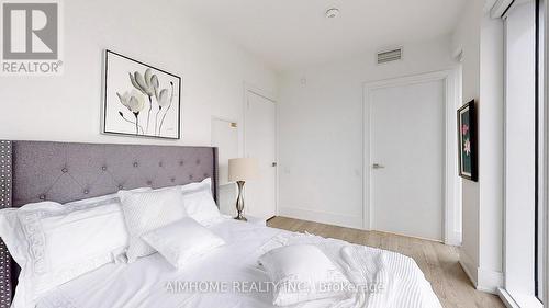 1816 - 1 Gloucester Street, Toronto, ON - Indoor Photo Showing Bedroom