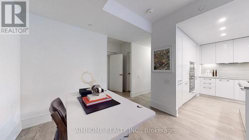 1816 - 1 Gloucester Street, Toronto, ON - Indoor Photo Showing Kitchen