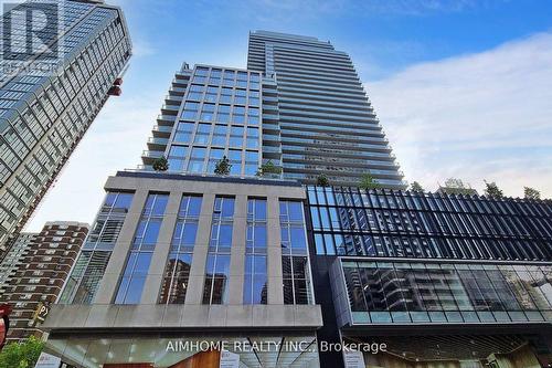 1815 - 1 Gloucester Street, Toronto, ON - Outdoor With Facade