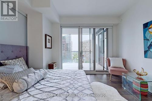 1815 - 1 Gloucester Street, Toronto, ON - Indoor Photo Showing Bedroom