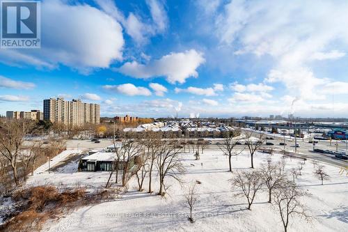 705 - 1035 Southdown Road, Mississauga, ON - Outdoor With View