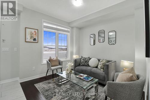 12238 Mclaughlin Road, Caledon, ON - Indoor Photo Showing Living Room