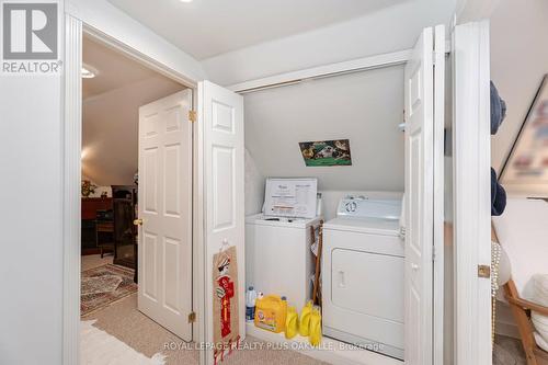 1059 Westmount Avenue, Mississauga, ON - Indoor Photo Showing Laundry Room