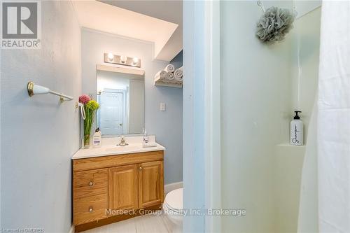 1436 Gulledge Trail, Oakville (1022 - Wt West Oak Trails), ON - Indoor Photo Showing Bathroom