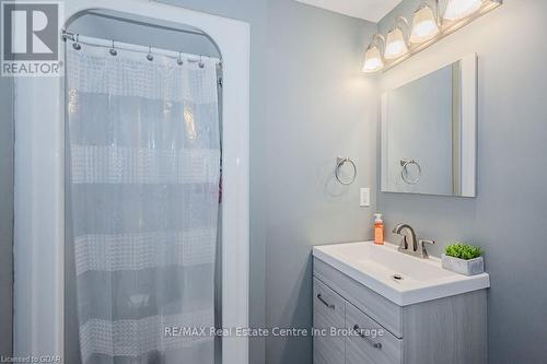 47 Hagan Avenue, Guelph (Grange Hill East), ON - Indoor Photo Showing Bathroom