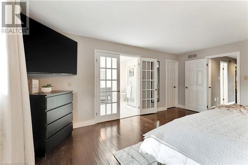 14 Federal Street, Stoney Creek, ON - Indoor Photo Showing Bedroom