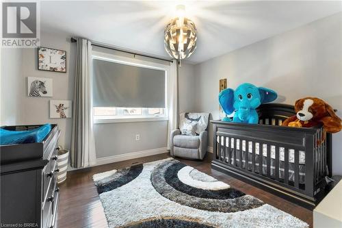 14 Federal Street, Stoney Creek, ON - Indoor Photo Showing Bedroom