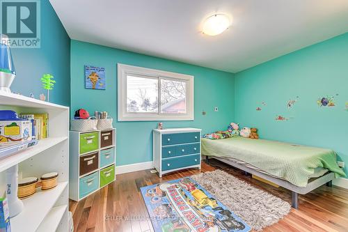 2939 Arvida Circle, Mississauga, ON - Indoor Photo Showing Bedroom