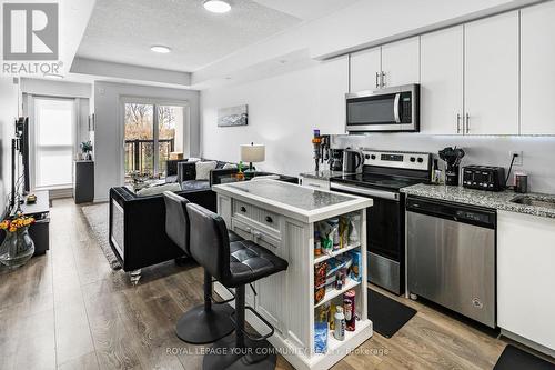 219 - 510 Kingbird Grove, Toronto, ON - Indoor Photo Showing Kitchen With Stainless Steel Kitchen