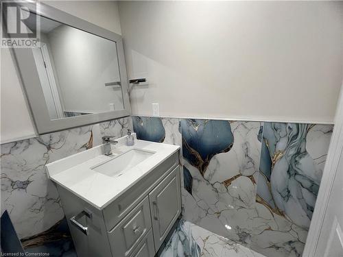 83 Cittadella Boulevard Unit# Lower, Stoney Creek, ON - Indoor Photo Showing Bathroom