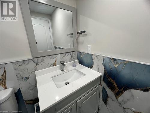 83 Cittadella Boulevard Unit# Lower, Stoney Creek, ON - Indoor Photo Showing Bathroom