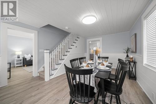 18 Bond Street W, Kawartha Lakes (Lindsay), ON - Indoor Photo Showing Dining Room