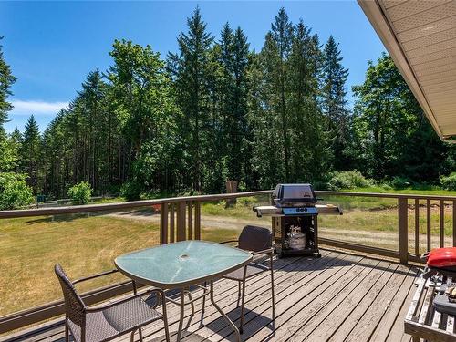 8598 Island Hwy North, Black Creek, BC 