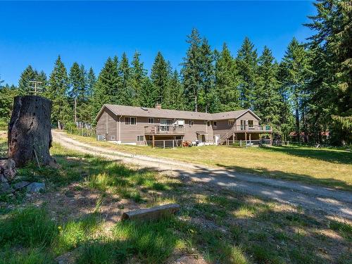 8598 Island Hwy North, Black Creek, BC 