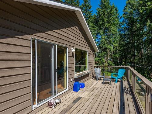 8598 Island Hwy North, Black Creek, BC 