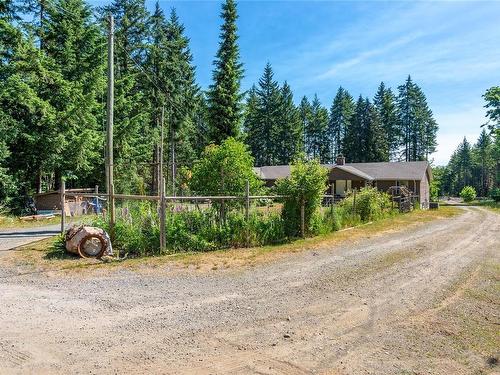 8598 Island Hwy North, Black Creek, BC 