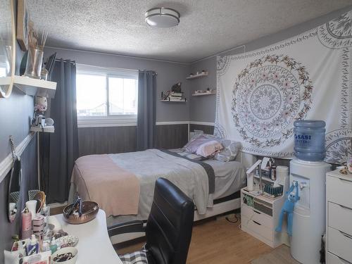 217 Mountdale Avenue, Thunder Bay, ON - Indoor Photo Showing Bedroom