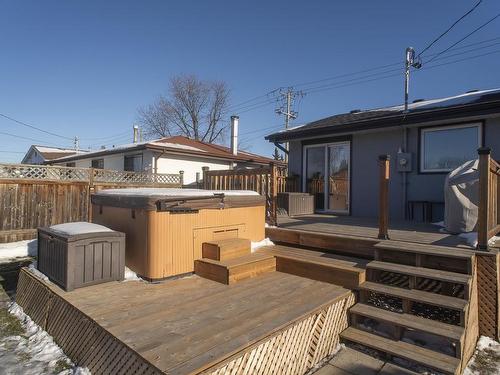 217 Mountdale Avenue, Thunder Bay, ON - Outdoor With Deck Patio Veranda With Exterior