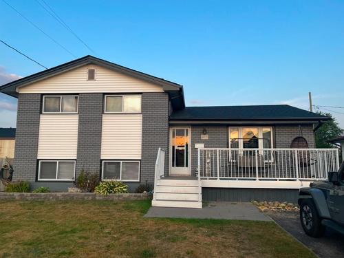 217 Mountdale Avenue, Thunder Bay, ON - Outdoor With Deck Patio Veranda