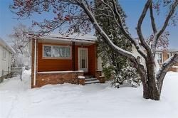 1096 Machray AVE  Winnipeg, MB R2X 1H5