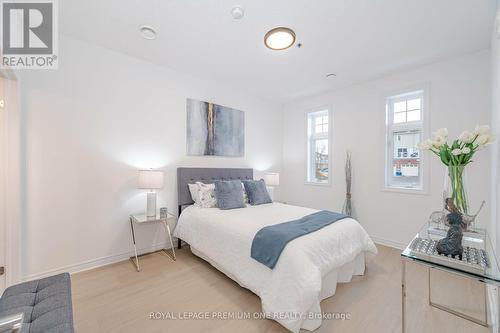 111 - 1360 Costigan Road, Milton, ON - Indoor Photo Showing Bedroom