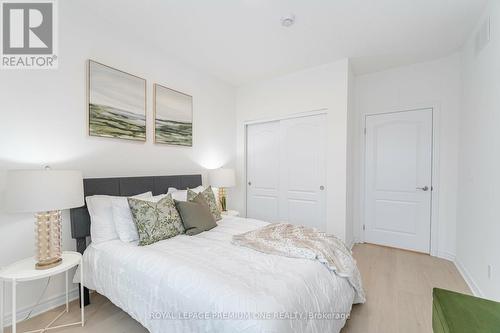 111 - 1360 Costigan Road, Milton, ON - Indoor Photo Showing Bedroom