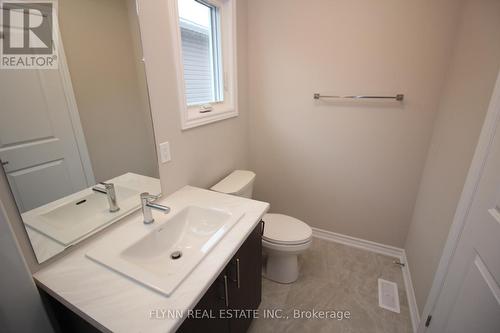 3240 Parker Avenue, Fort Erie, ON - Indoor Photo Showing Bathroom