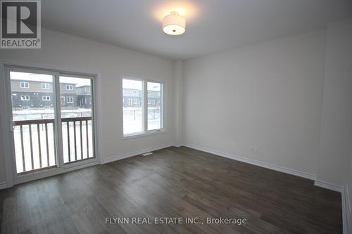 3240 Parker Avenue, Fort Erie, ON - Indoor Photo Showing Other Room