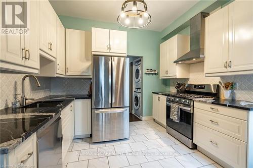 166 Catharine Street N, Hamilton, ON - Indoor Photo Showing Kitchen