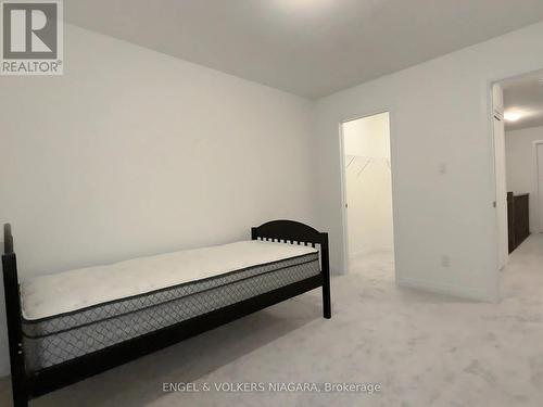 65 Masters Street, Welland (774 - Dain City), ON - Indoor Photo Showing Bedroom