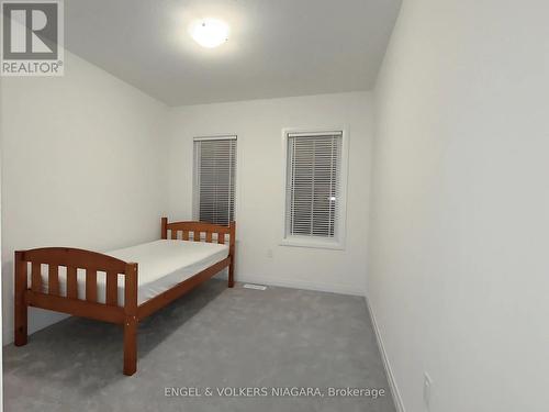 65 Masters Street N, Welland (774 - Dain City), ON - Indoor Photo Showing Bedroom