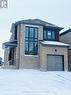 25 Heritage Way, Thorold, ON  - Outdoor 