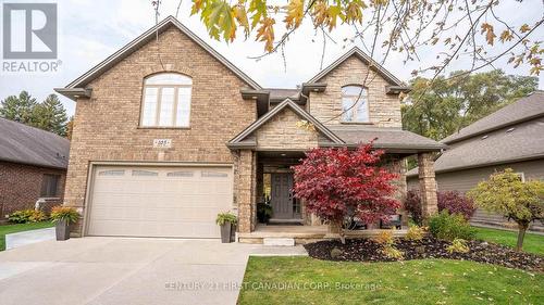 105 Union Avenue, Middlesex Centre (Komoka), ON - Outdoor With Facade