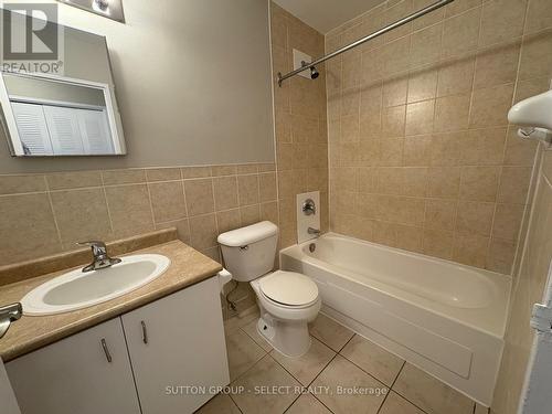 606 - 583 Mornington Avenue, London, ON - Indoor Photo Showing Bathroom