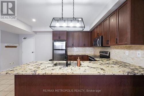 6 - 9621 Jane Street, Vaughan, ON - Indoor Photo Showing Kitchen