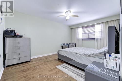 173 Meadows Boulevard, Mississauga, ON - Indoor Photo Showing Bedroom