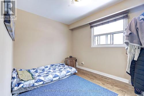 173 Meadows Boulevard, Mississauga, ON - Indoor Photo Showing Bedroom