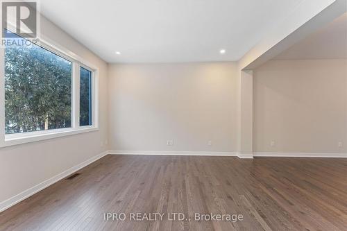 283 Falsetto Street, Ottawa, ON - Indoor Photo Showing Other Room