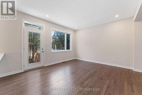 283 Falsetto Street, Ottawa, ON - Indoor Photo Showing Other Room