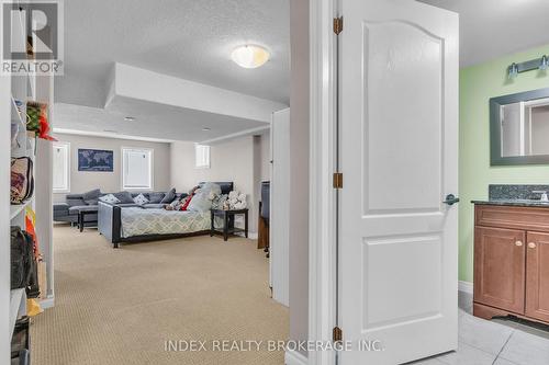 159 Fletcher Circle, Cambridge, ON - Indoor Photo Showing Other Room