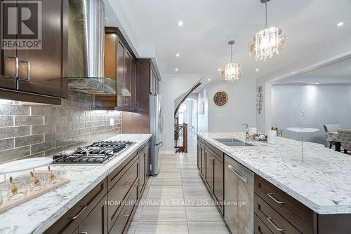 389 Etheridge Avenue, Milton, ON - Indoor Photo Showing Kitchen With Double Sink With Upgraded Kitchen