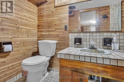 51 Rouse Avenue, Cambridge, ON - Indoor Photo Showing Bathroom