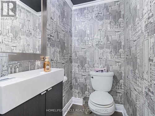 6 Agar Lane, Vaughan, ON - Indoor Photo Showing Bathroom