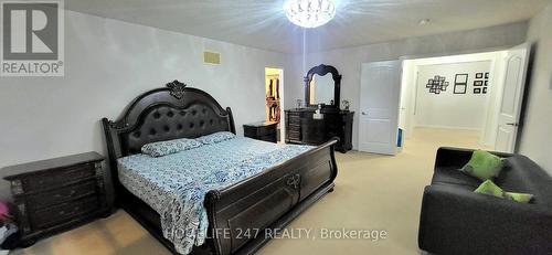 80 Aylesbury Drive, Brampton, ON - Indoor Photo Showing Bedroom