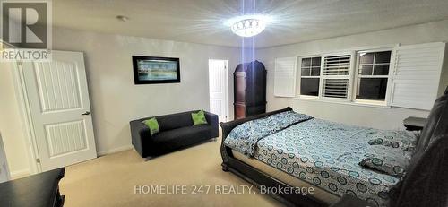 80 Aylesbury Drive, Brampton, ON - Indoor Photo Showing Bedroom