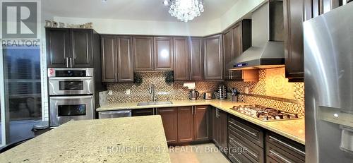 80 Aylesbury Drive, Brampton, ON - Indoor Photo Showing Kitchen With Upgraded Kitchen