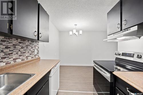 431 310 Stillwater Drive, Saskatoon, SK - Indoor Photo Showing Kitchen