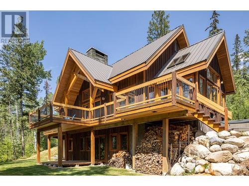 1438 Black Bear Drive, Golden, BC - Outdoor With Deck Patio Veranda