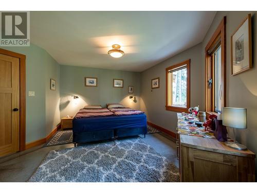 1438 Black Bear Drive, Golden, BC - Indoor Photo Showing Bedroom